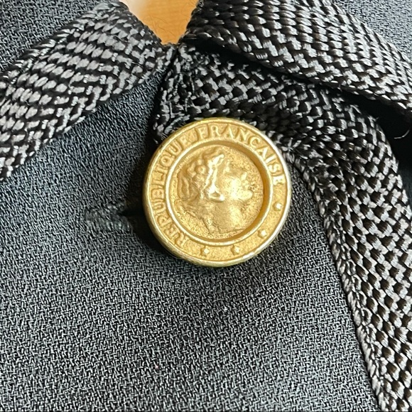 Vintage 90s Medallion Embroidered Crest Prep Cropped Bolero Jacket - Picture 4 of 8